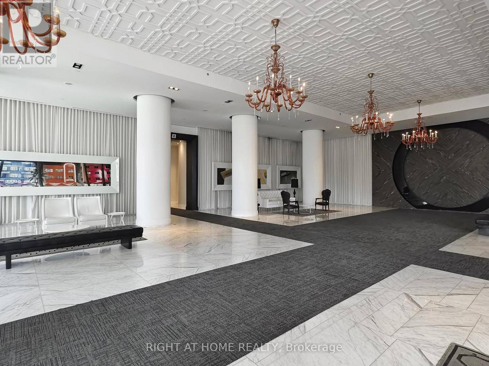Toronto (mimico), ON M8Y0B6,90 Park Lawn RD #1209