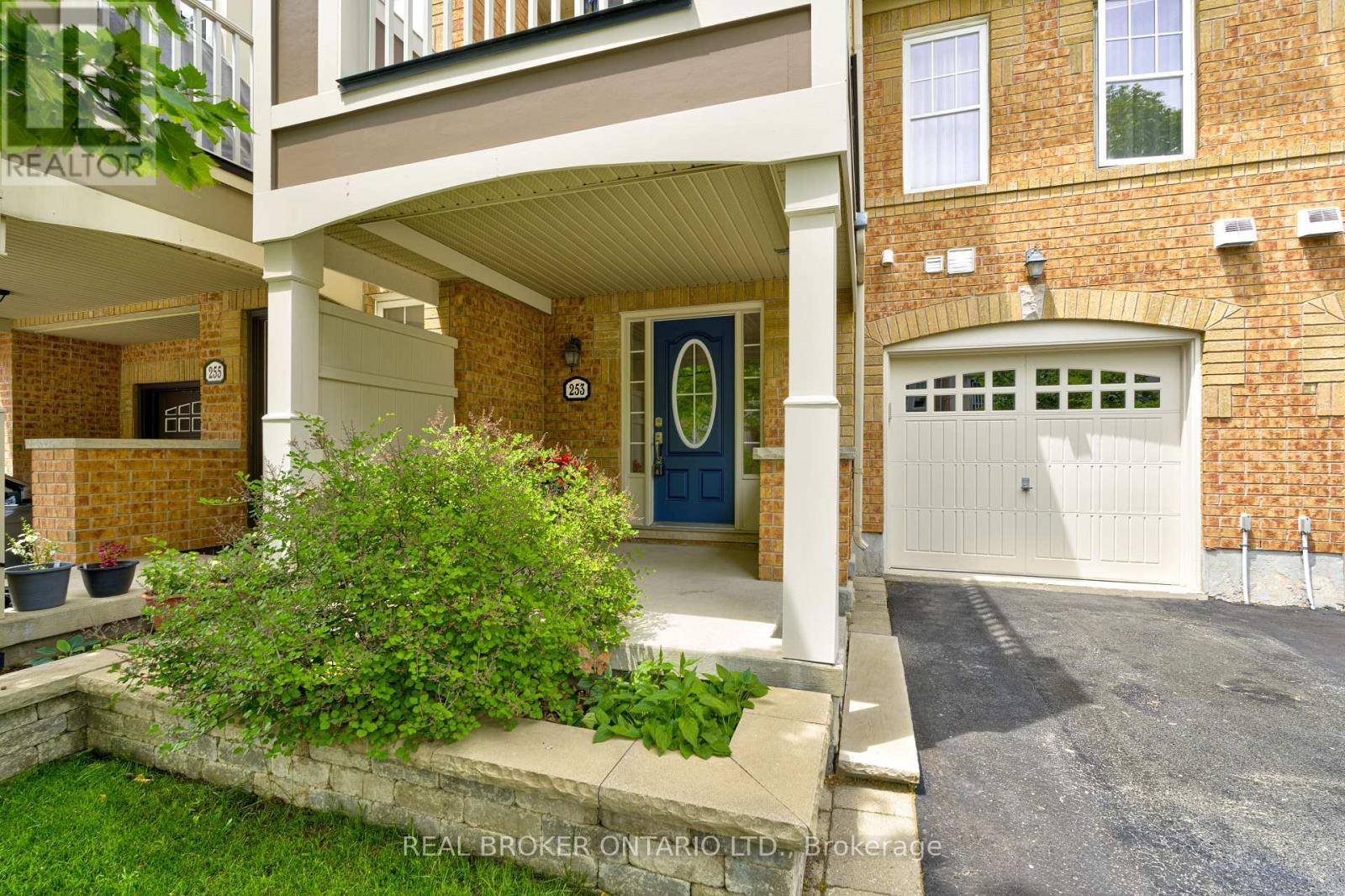 Milton (ha Harrison), ON L9T7B7,253 WETENHALL LANDING