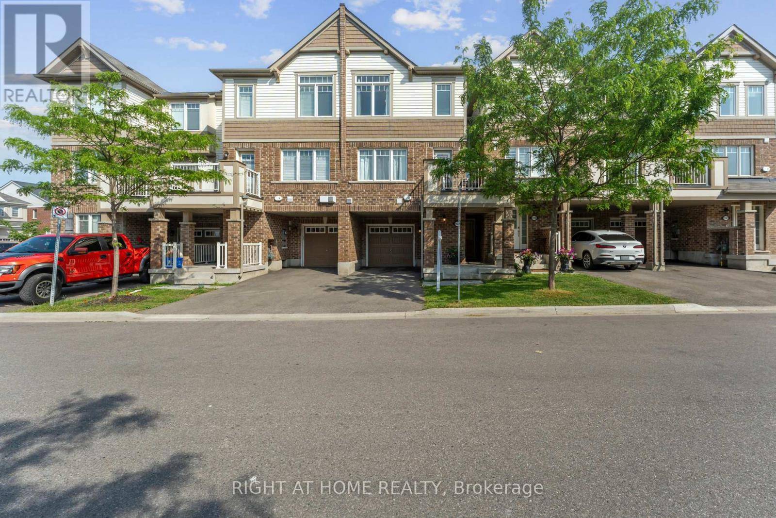 Milton (fo Ford), ON L9T7K6,1137 DUIGNAN CRESCENT
