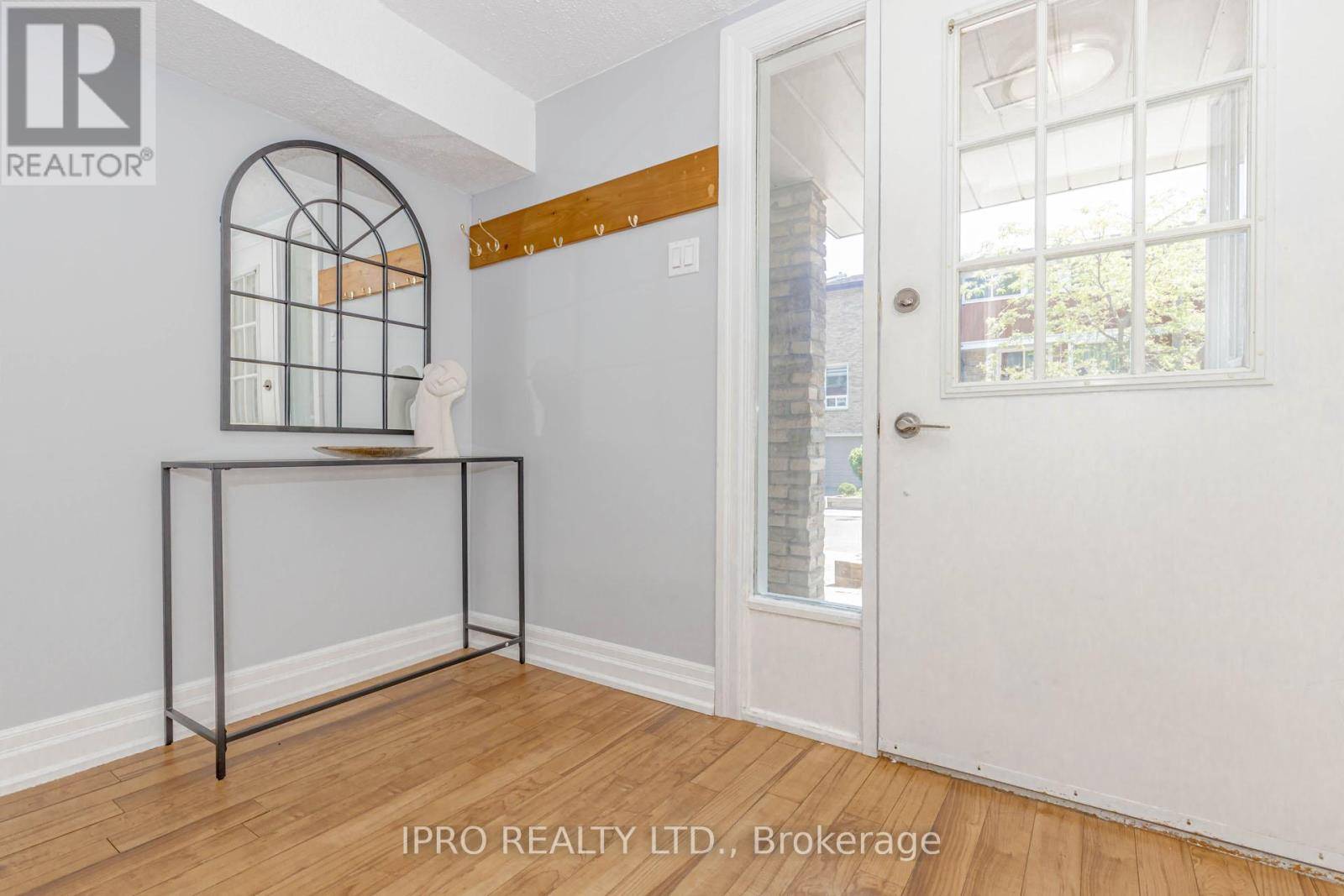 Mississauga (clarkson), ON L5J4B2,915 Inverhouse DR #42