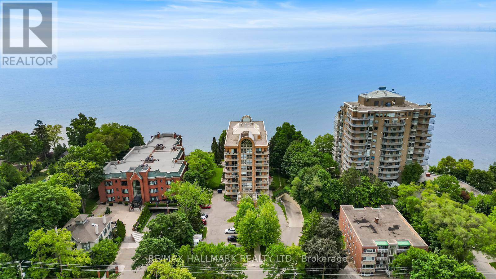 Burlington (brant), ON L7R4J9,2210 Lakeshore RD #104