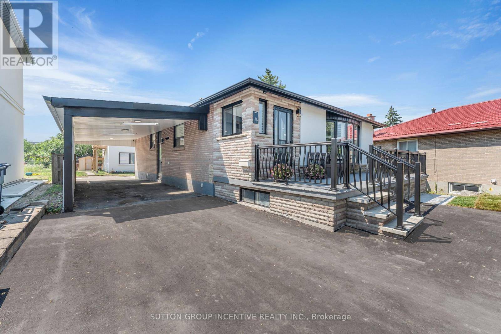 Toronto (mount Olive-silverstone-jamestown), ON M9V2J4,55 DORWARD DRIVE