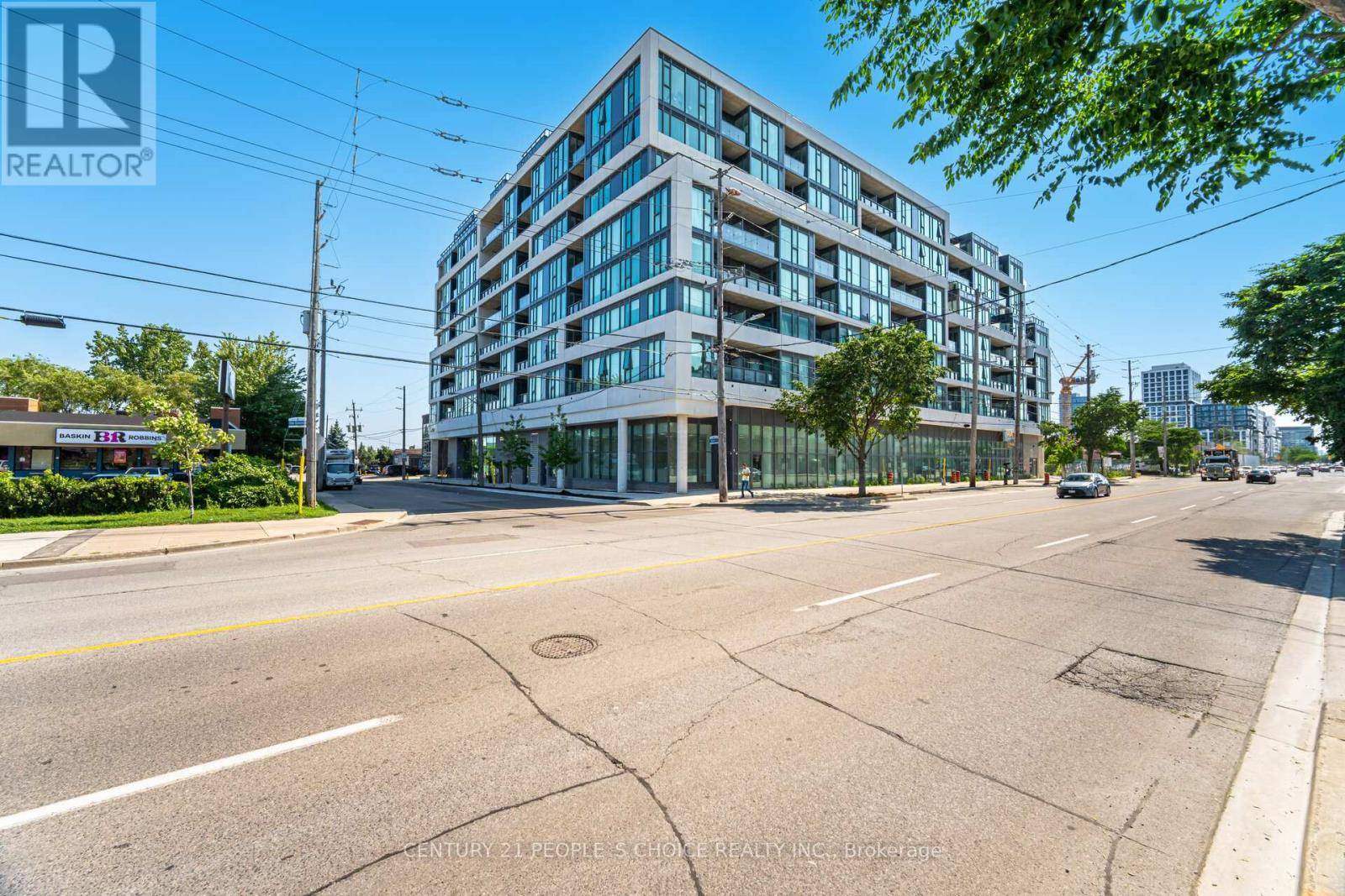 Toronto (stonegate-queensway), ON M8Z1N8,859 The Queensway #525