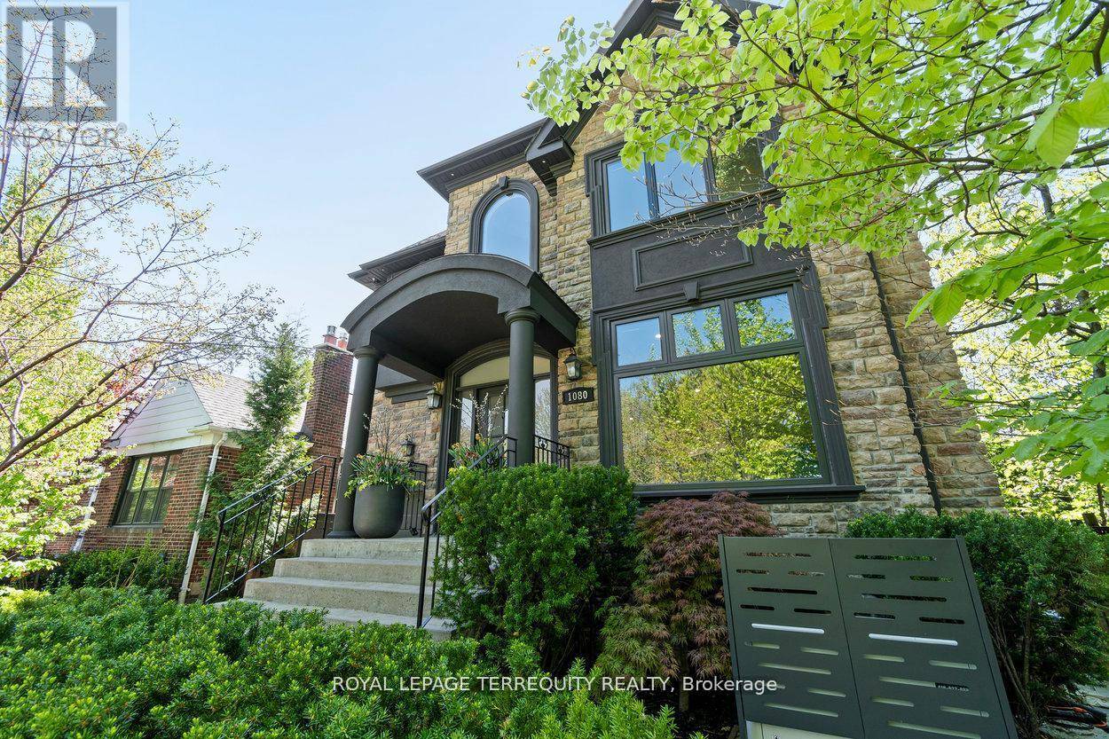 Toronto (kingsway South), ON M8X2G7,1080 ROYAL YORK ROAD