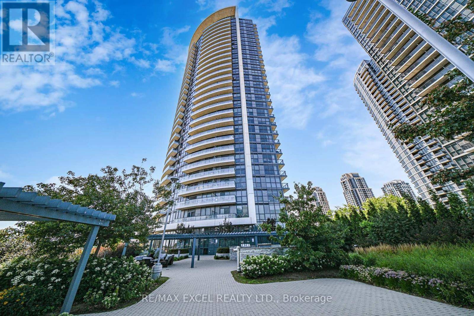 Toronto (islington-city Centre West), ON M9B0E4,30 Gibbs RD #1708