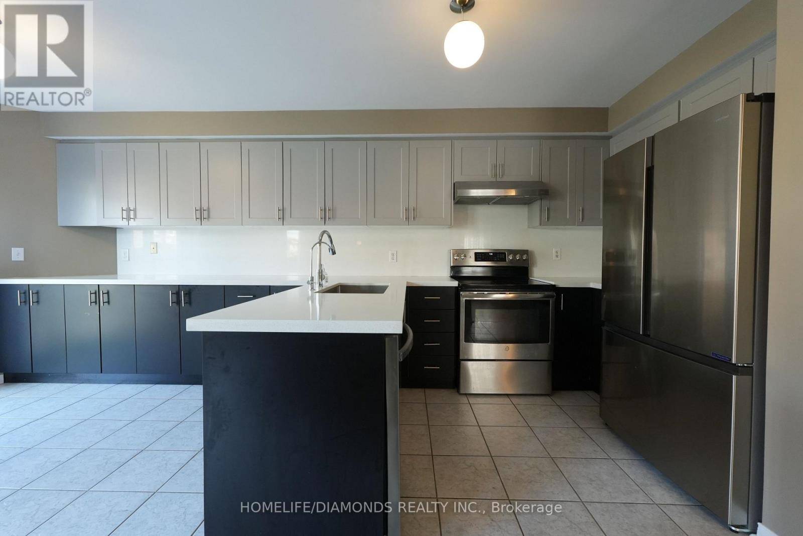 Mississauga (east Credit), ON L5V2N8,5267 BROOKWOOD COURT