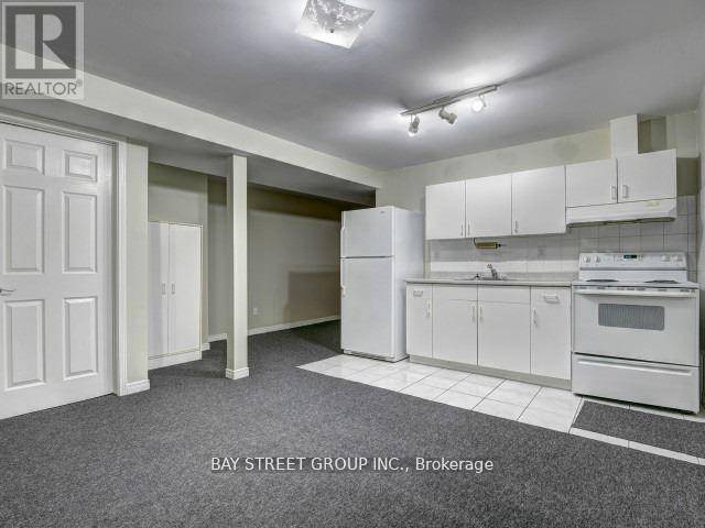 Mississauga (east Credit), ON L5M4A7,1720 Village View PL #BSMT