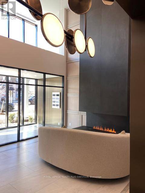 Oakville (go Glenorchy), ON L6M1S1,3285 Carding Mill TRL #407