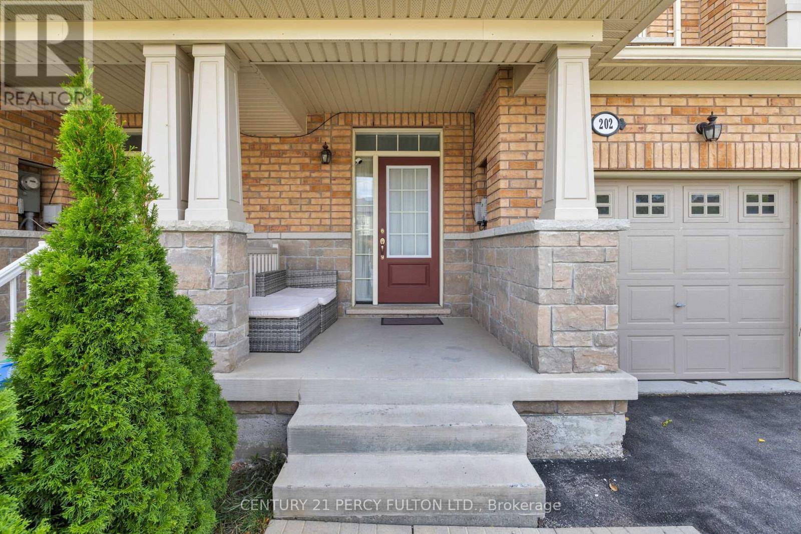 Brampton (bram West), ON L6Y2Z7,202 SKY HARBOUR DRIVE