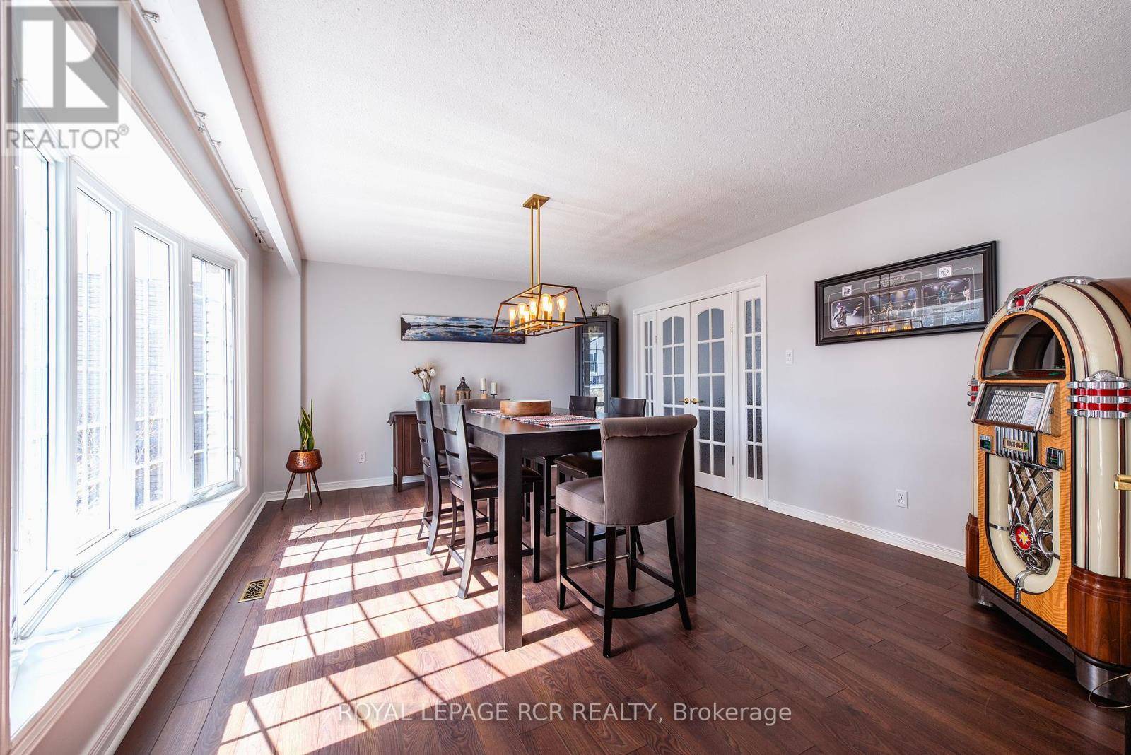 Orangeville, ON L9W3G3,35 ELM AVENUE