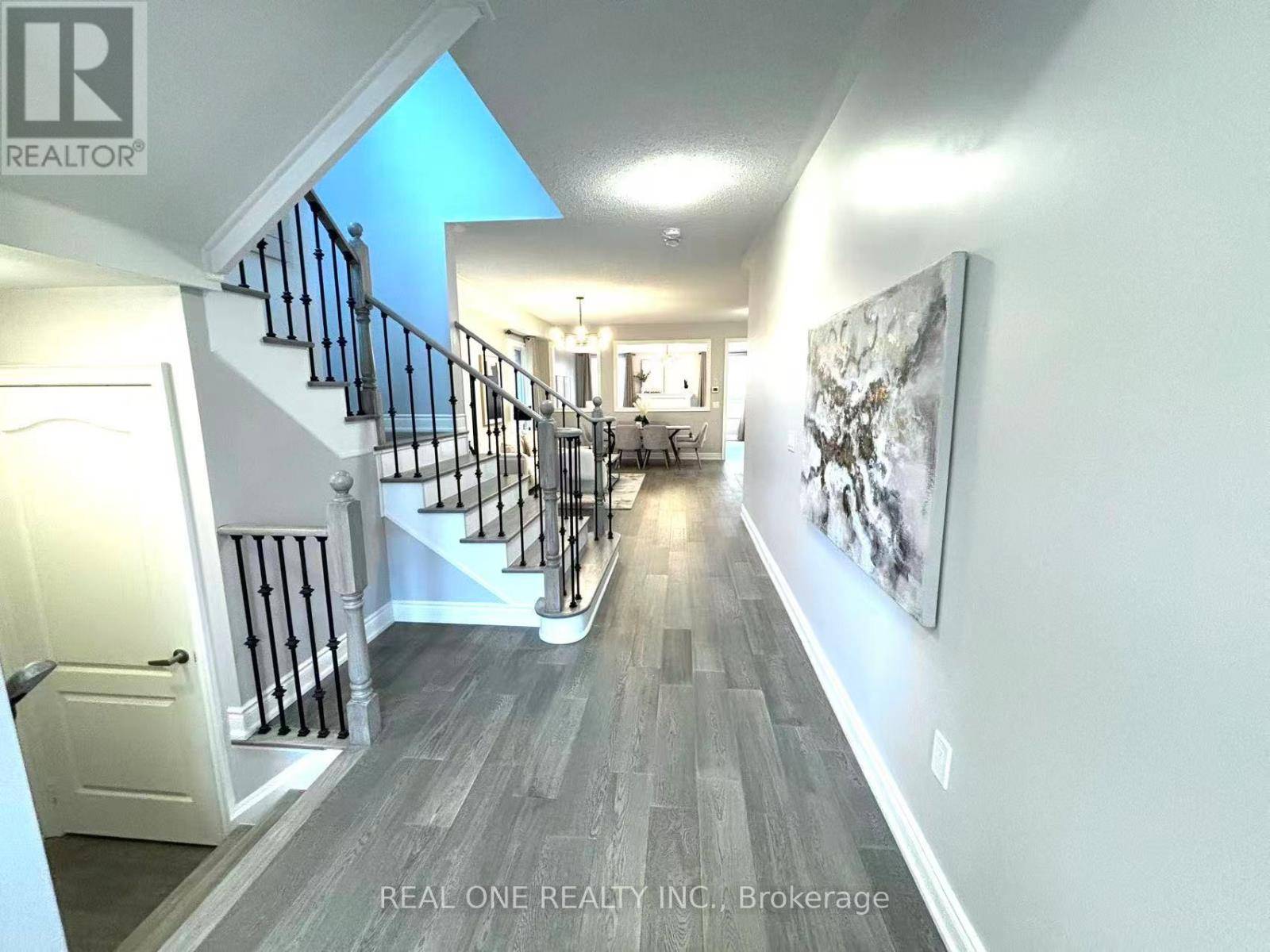 Milton (fo Ford), ON L9E1H4,1543 LEGER WAY