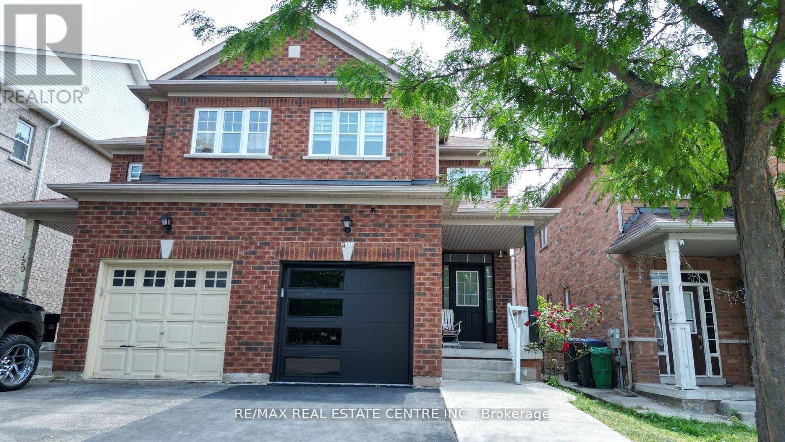 Brampton (madoc), ON L6V4N5,131 SEAHORSE AVENUE