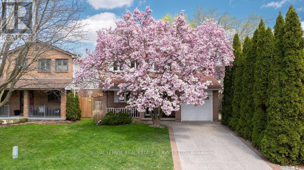 Oakville (br Bronte), ON L6L5S2,161 RIVERVIEW STREET