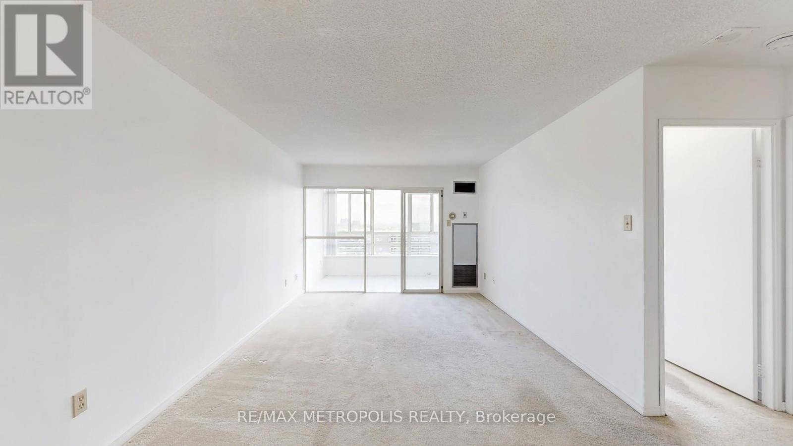 Mississauga (cooksville), ON L5A4G5,75 King ST East #1609