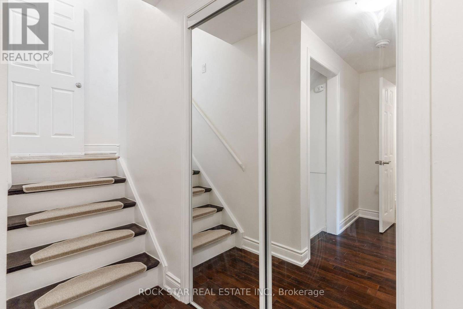 Mississauga (erindale), ON L5C2G3,3675 Glencolin CT #Lower