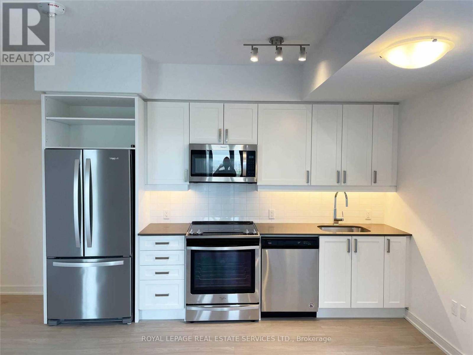 Mississauga (hurontario), ON L4Z0C6,8 Nahani WAY #1909