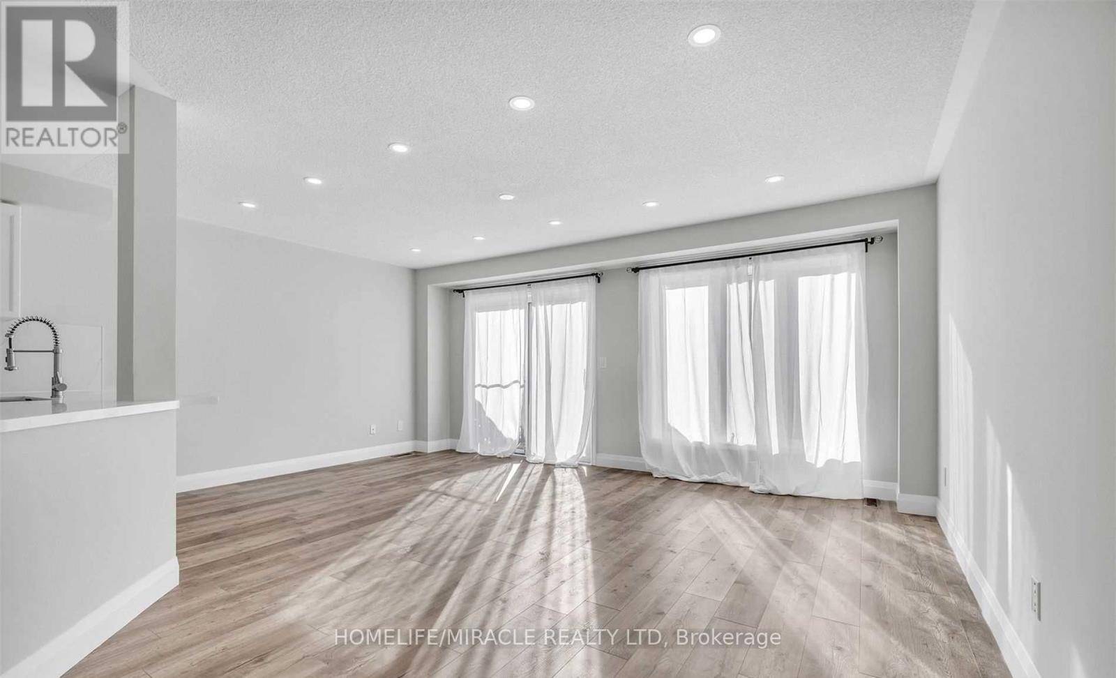 Mississauga (cooksville), ON L5B4G9,254 WILDGRASS ROAD