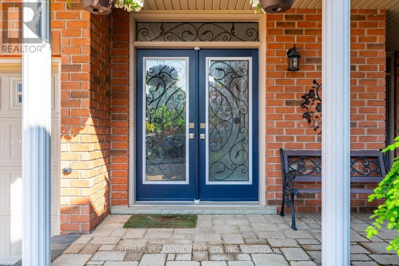 Burlington (orchard), ON L7L7E6,2338 NORLAND DRIVE