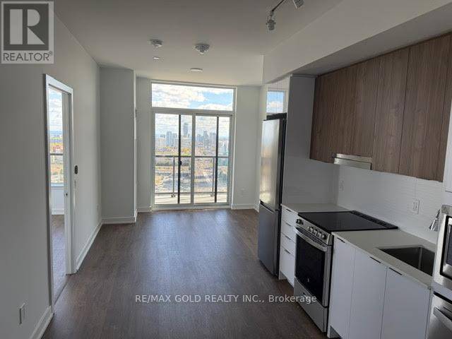 Mississauga (hurontario), ON L4Z0C9,5105 Hurontario ST #2502