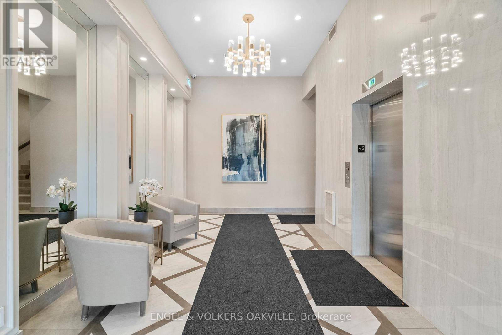 Oakville (br Bronte), ON L6L6L5,100 Bronte RD #416