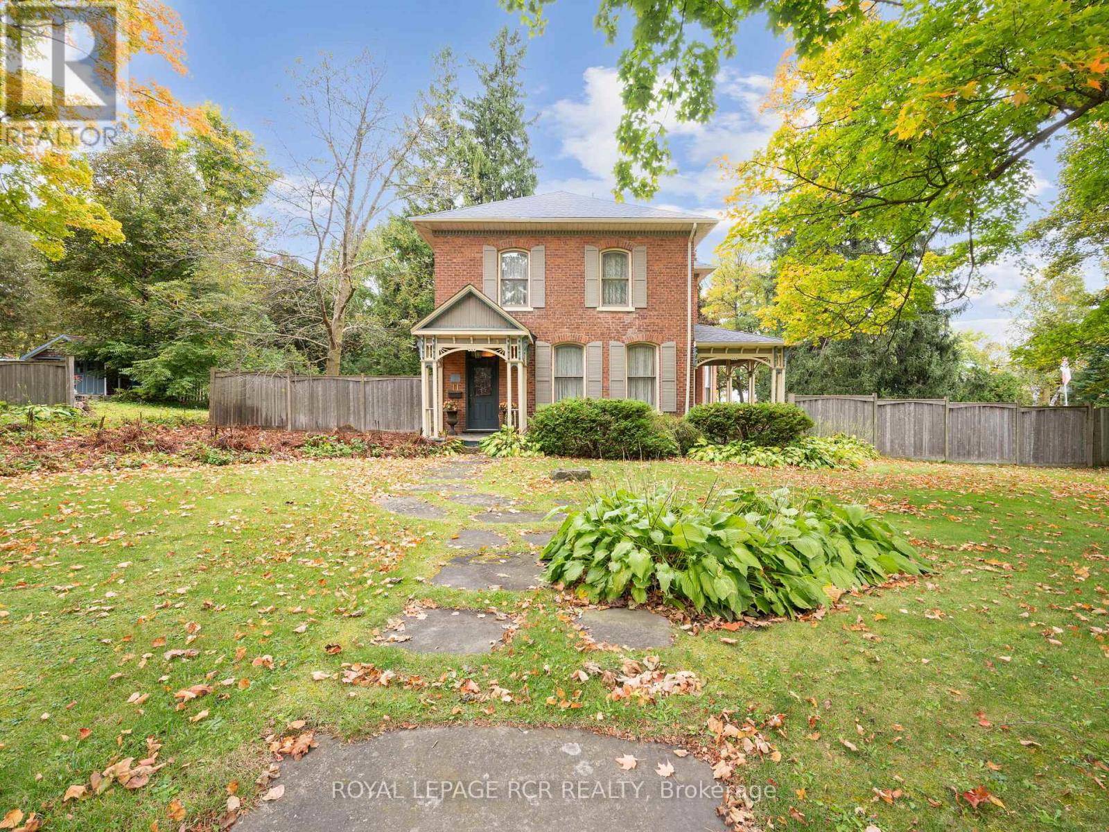 Orangeville, ON L9W1G8,11 THIRD AVENUE