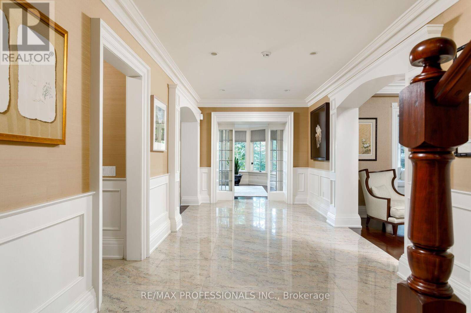 Toronto (kingsway South), ON M8X2S9,43 THE KINGSWAY