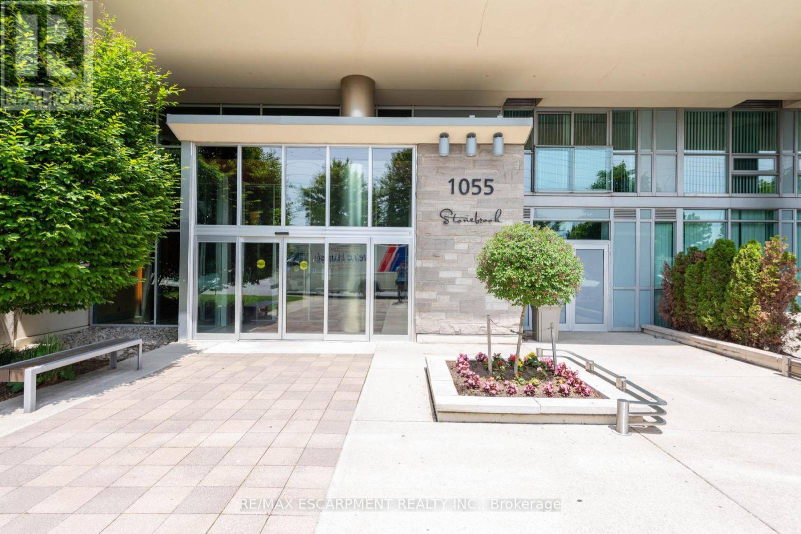 Mississauga (clarkson), ON L5J0A3,1055 Southdown RD #710