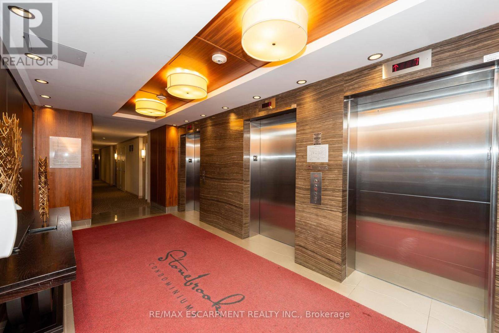 Mississauga (clarkson), ON L5J0A3,1055 Southdown RD #710