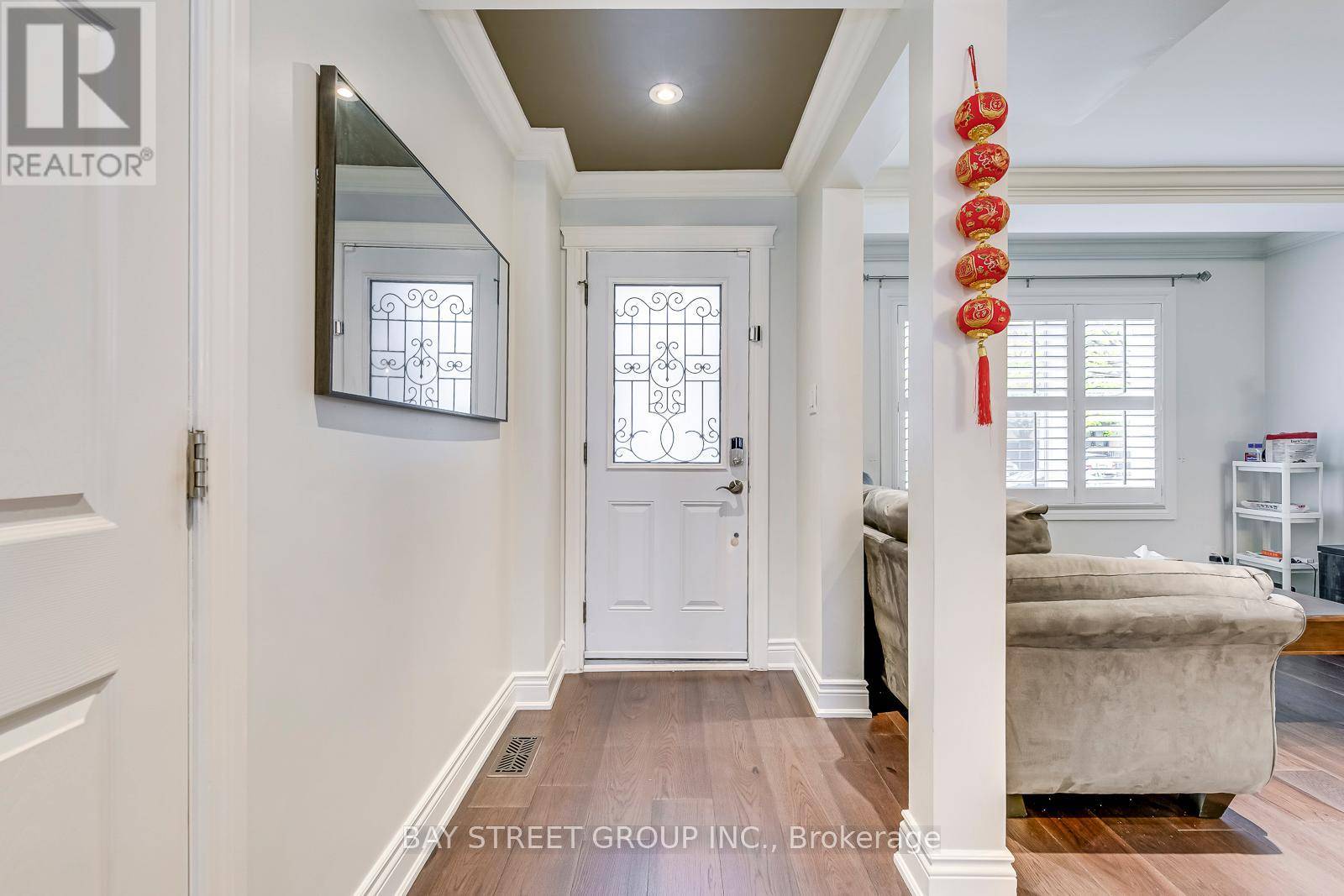 Oakville (cv Clearview), ON L6J7P1,1118 BEECHNUT ROAD