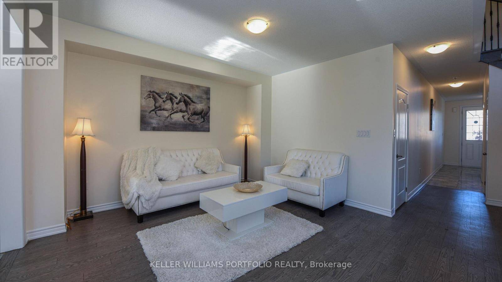 Brampton (credit Valley), ON L6Y6K1,10 HASHMI PLACE