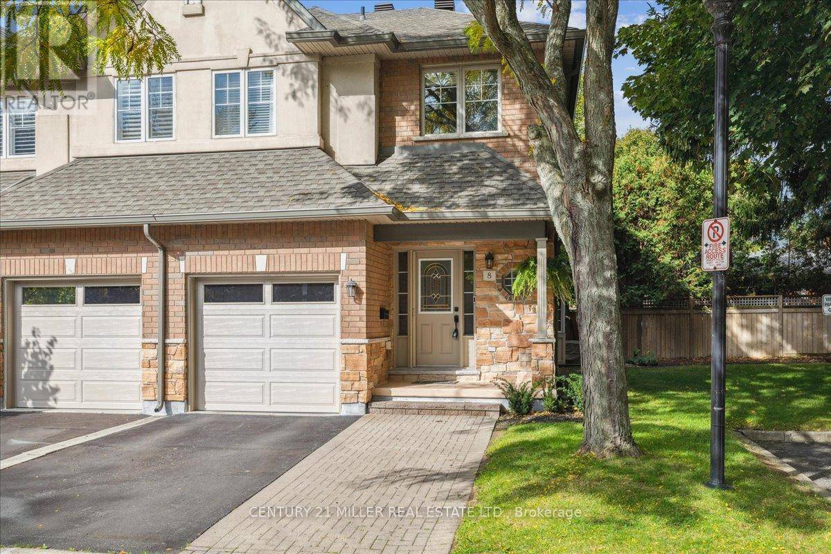 Burlington (lasalle), ON L7T1X8,1019 North Shore BLVD #8