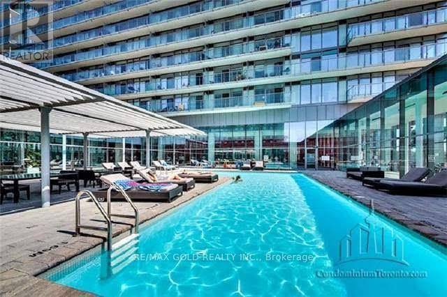 Toronto (high Park-swansea), ON M6S5B5,105 The Queensway #3201