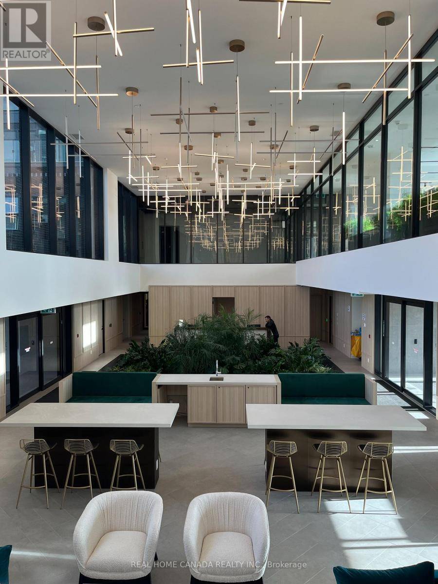 Oakville (jm Joshua Meadows), ON L6H8C6,3071 Trafalgar RD #601