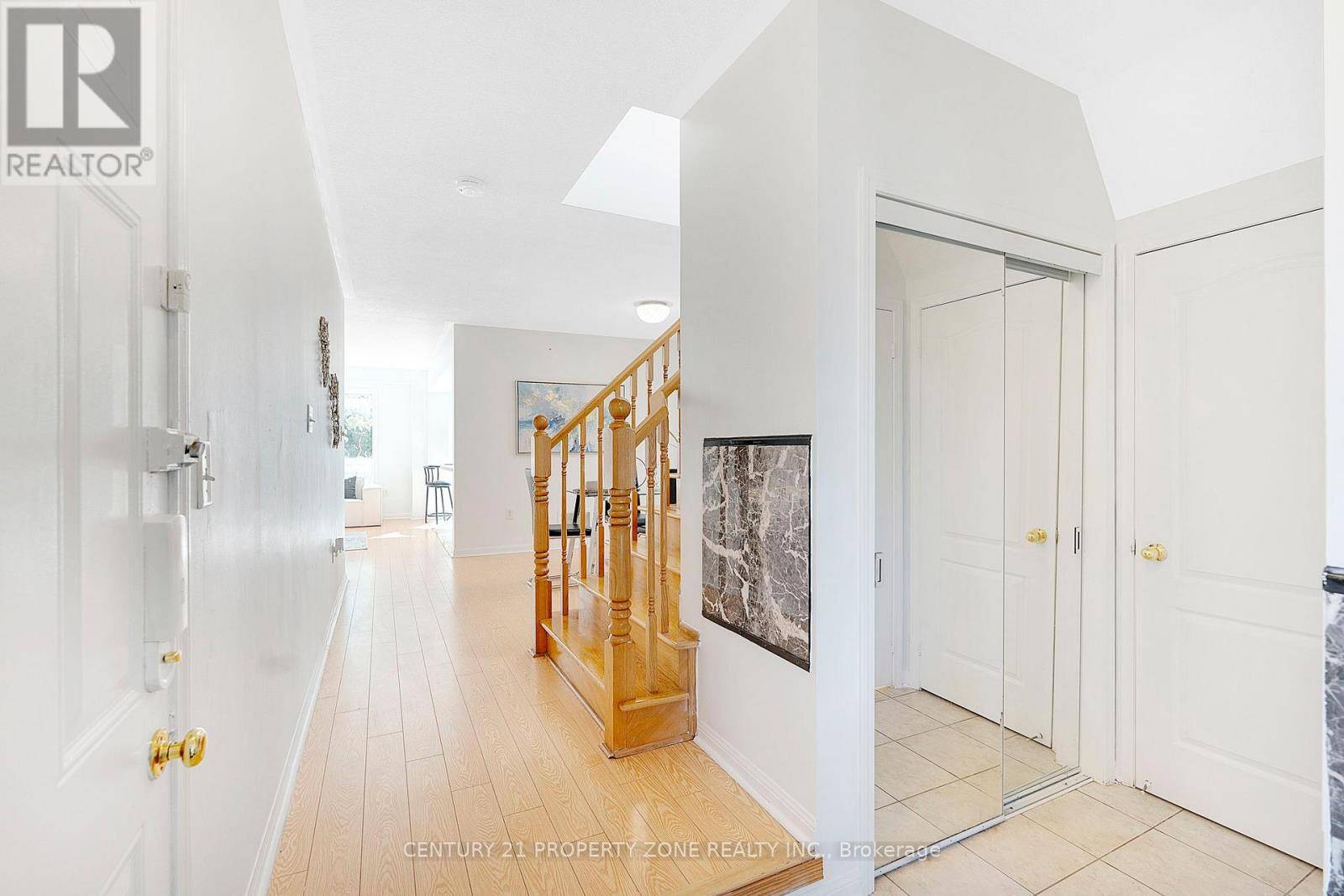 Brampton (credit Valley), ON L6X0M6,37 CLYDE ROAD