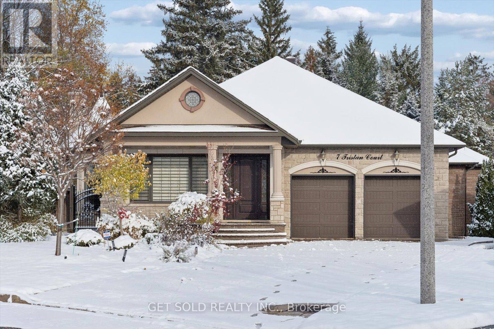 Brampton (bram West), ON L6Y5S2,7 TRISTAN COURT