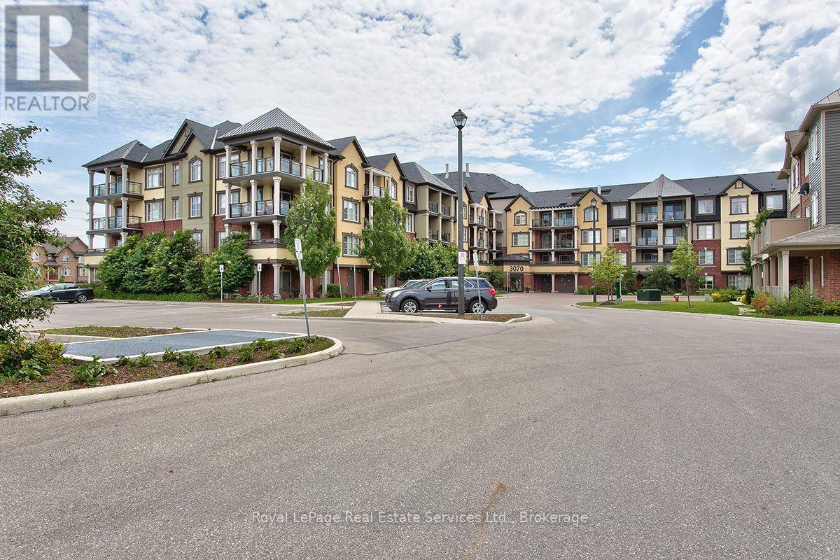 Burlington (alton), ON L7M0H1,3070 Rotary WAY #325