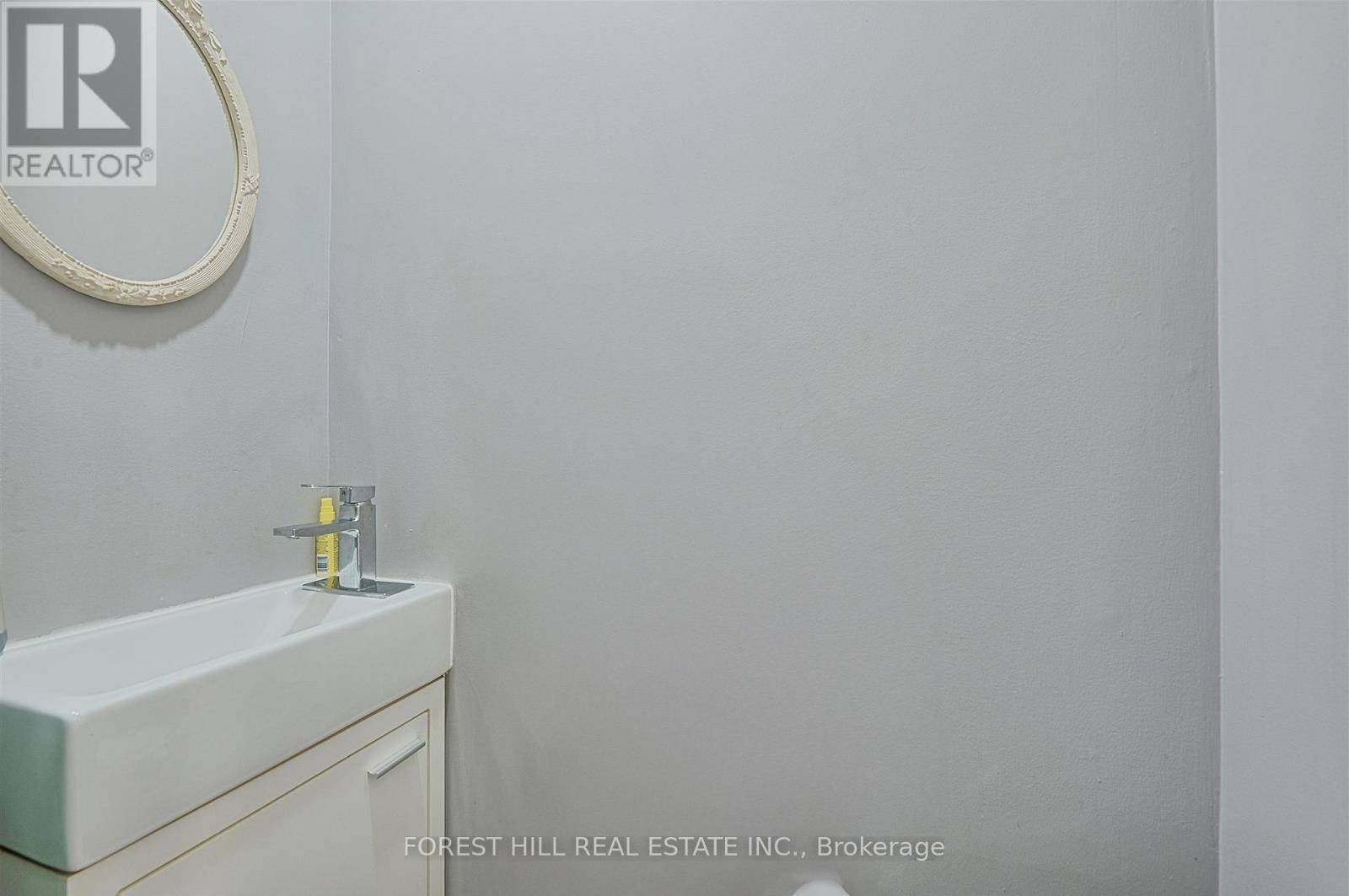 Brampton (heart Lake East), ON L6Z1R1,17 RUSHMORE CRESCENT