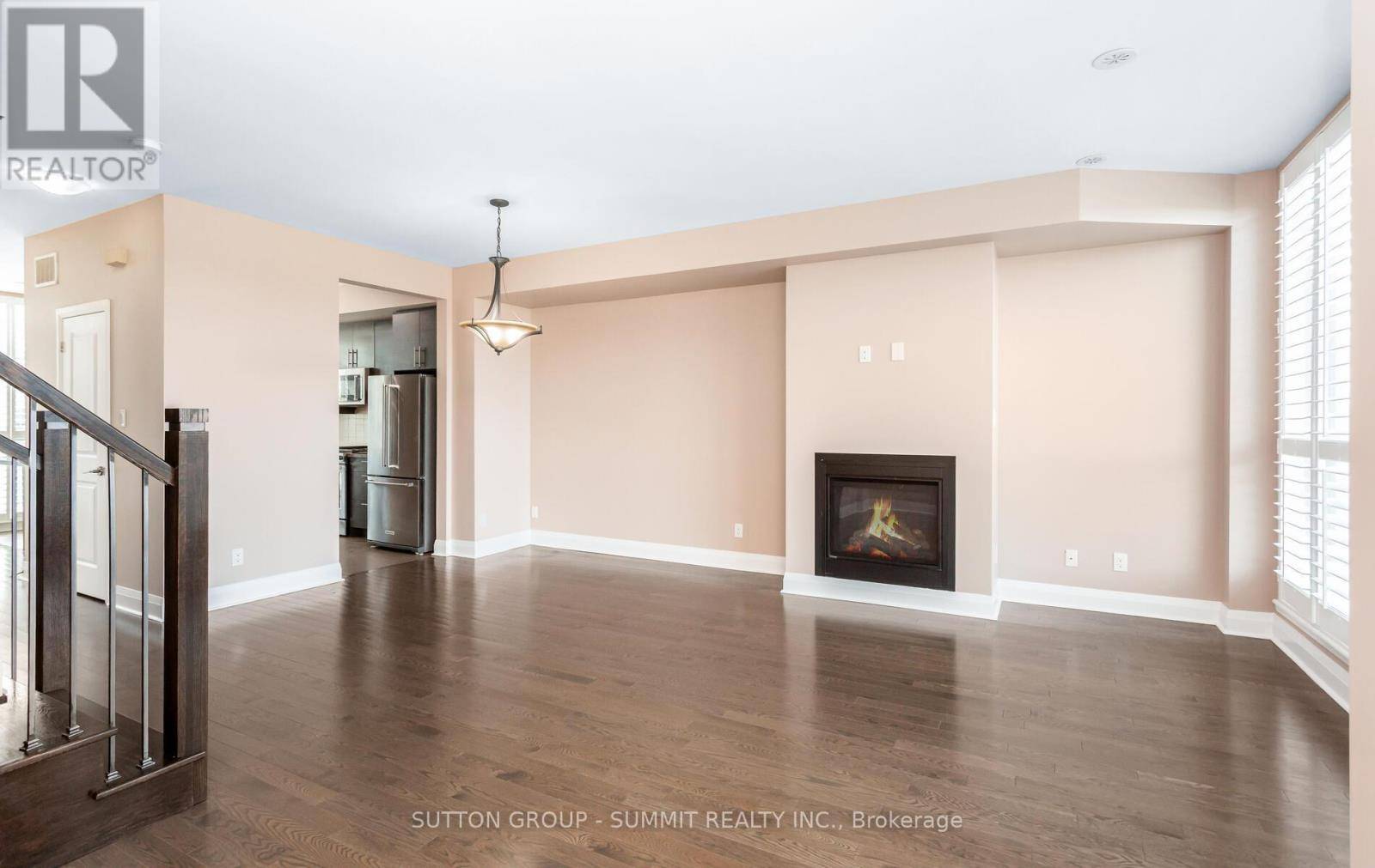 Mississauga (hurontario), ON L5R0E9,70 Littlecreek RD #6