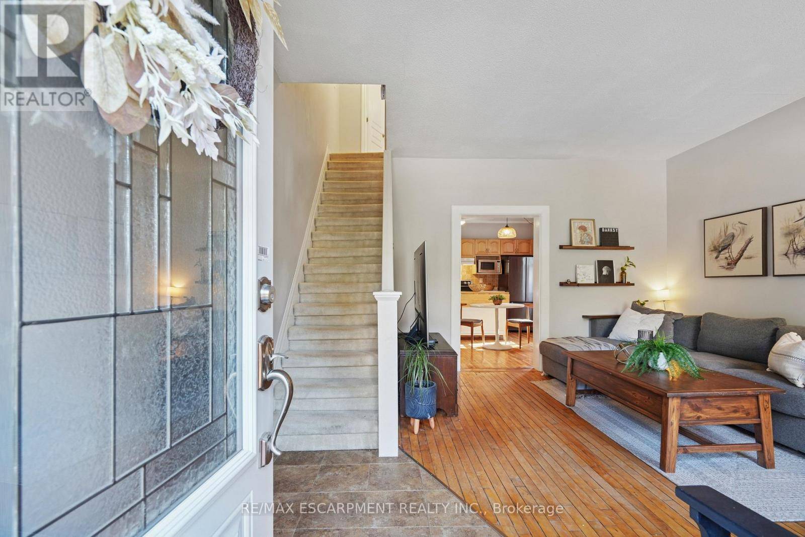 Brampton (bram West), ON L6Y0E9,2055 EMBLETON ROAD