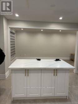 Brampton (fletcher's Creek South), ON L6Y4N5,23 MICHIGAN AVENUE