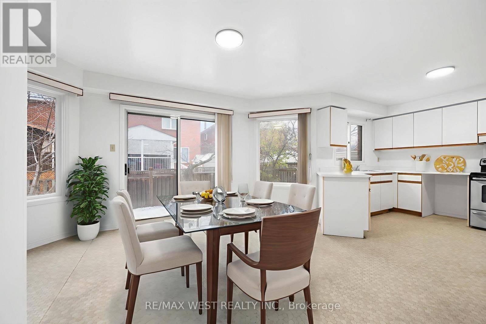 Mississauga (hurontario), ON L4Z2P9,365 BUD GREGORY BOULEVARD