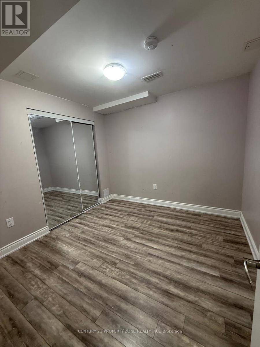 Brampton (credit Valley), ON L6X5K1,438 ROYAL WEST DRIVE