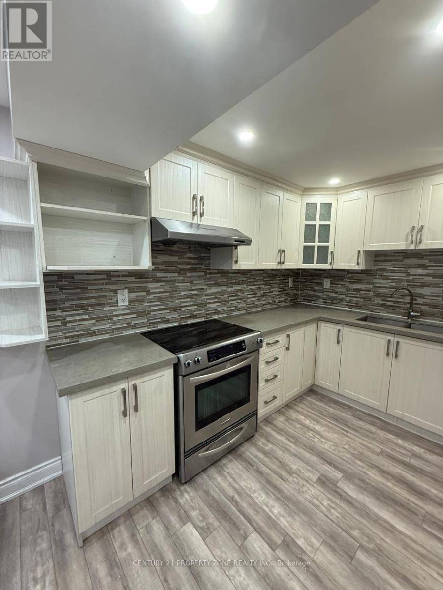 Brampton (credit Valley), ON L6X5K1,438 ROYAL WEST DRIVE