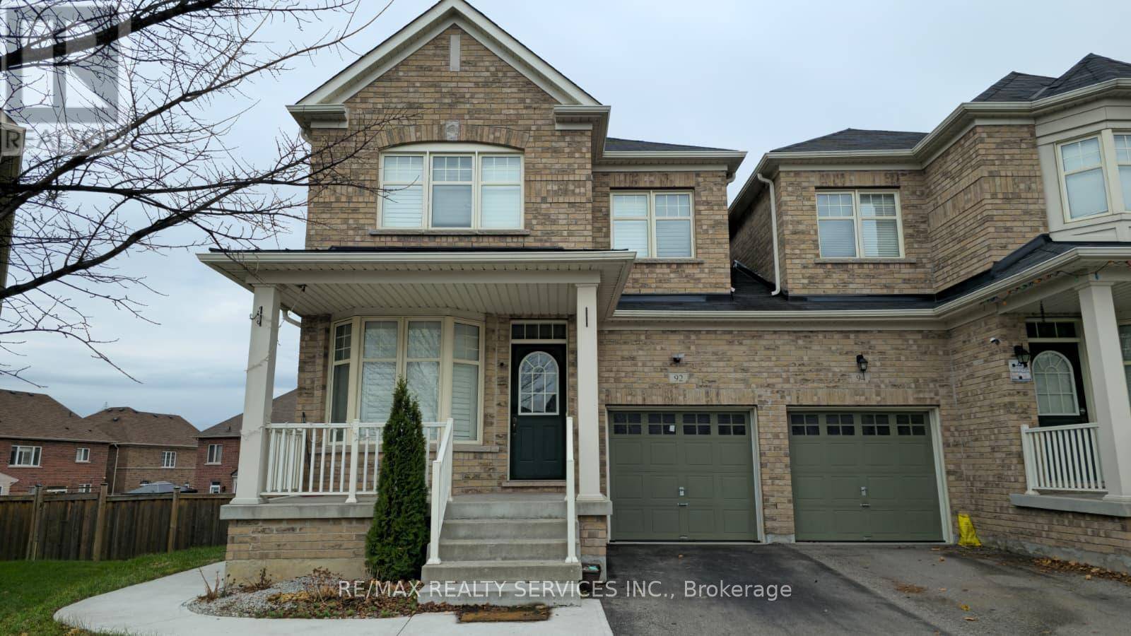 Brampton (credit Valley), ON L6Y5Y3,92 ALLEGRO DRIVE
