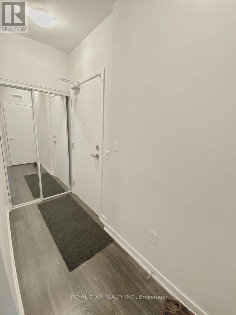 Mississauga (city Centre), ON L5B0K8,4055 Parkside Village DR #621