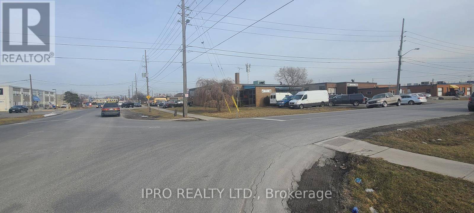 Toronto (west Humber-clairville), ON M9W4N3,75 BRYDON DRIVE