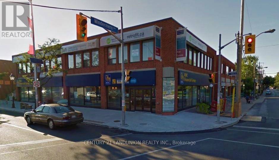 Toronto (high Park-swansea), ON M6S4W1,2323 Bloor ST West #218