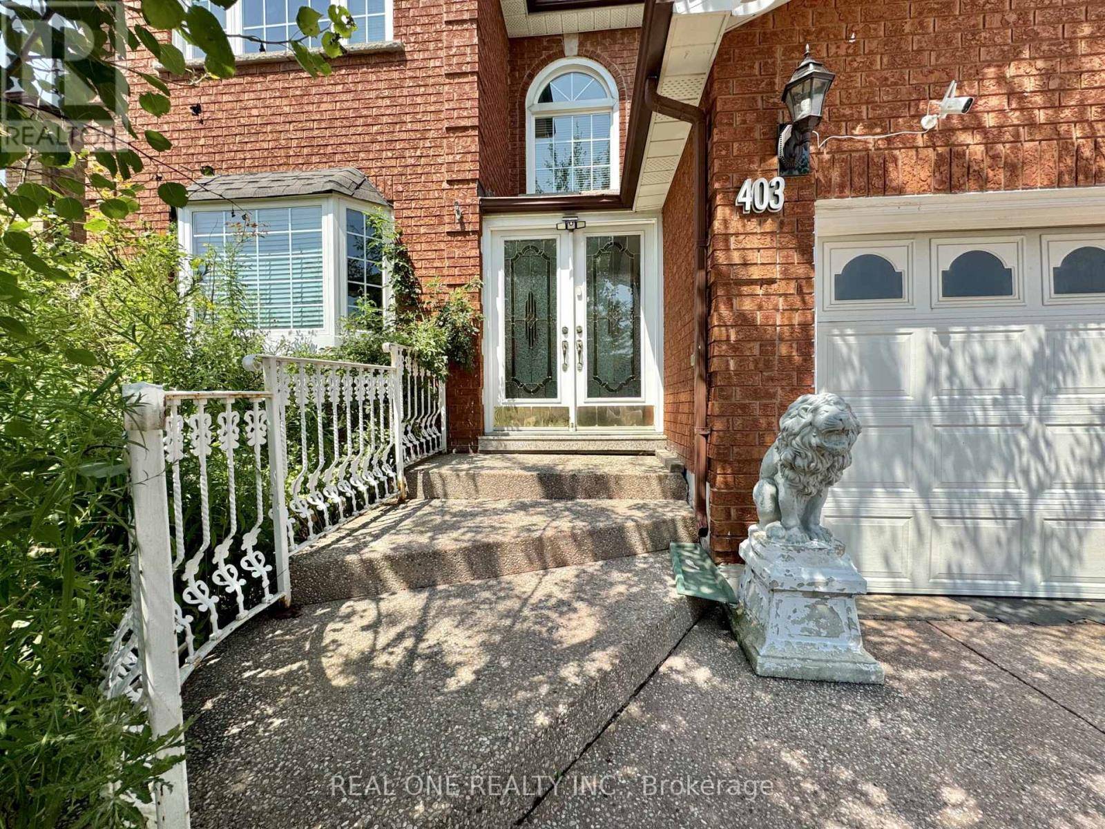 Oakville (iroquois Ridge North), ON L6H4V7,403 GLENASHTON DRIVE