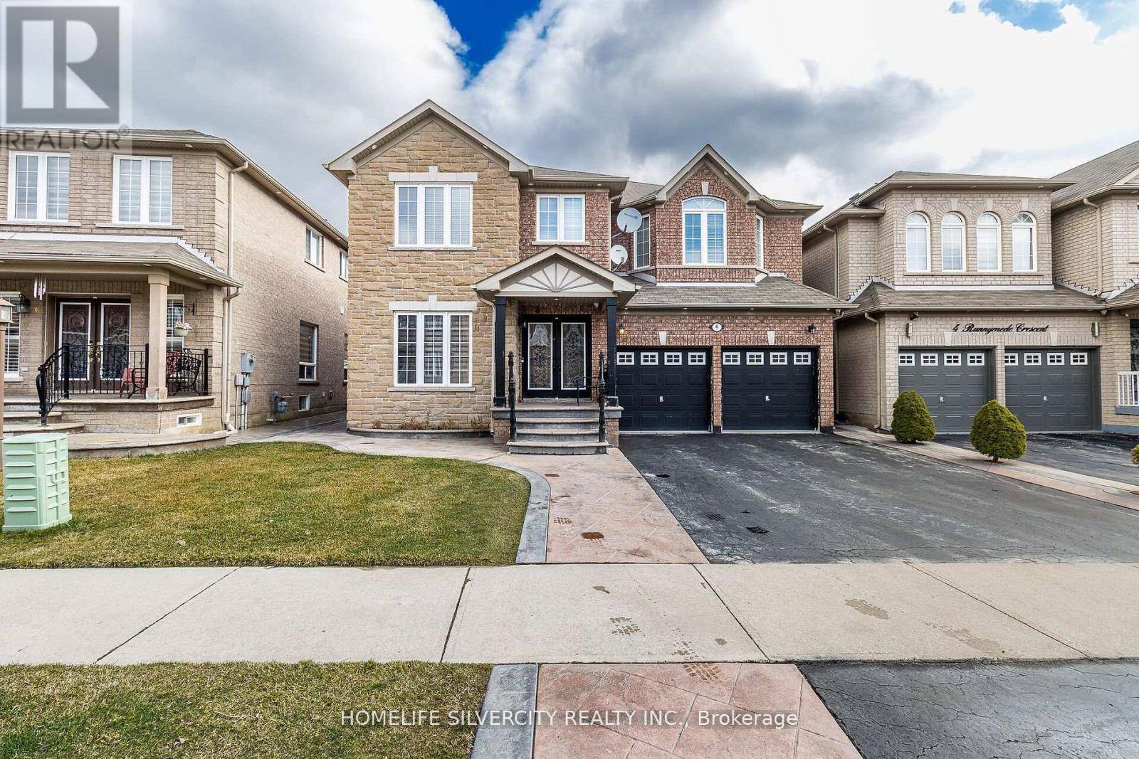 Brampton (sandringham-wellington), ON L6R0L3,6 RUNNYMEDE CRESCENT