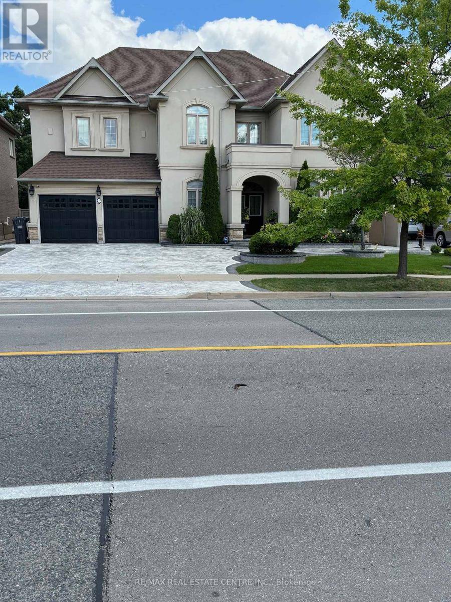 Brampton (credit Valley), ON L6X0V4,119 ROYAL WEST BSMT DRIVE